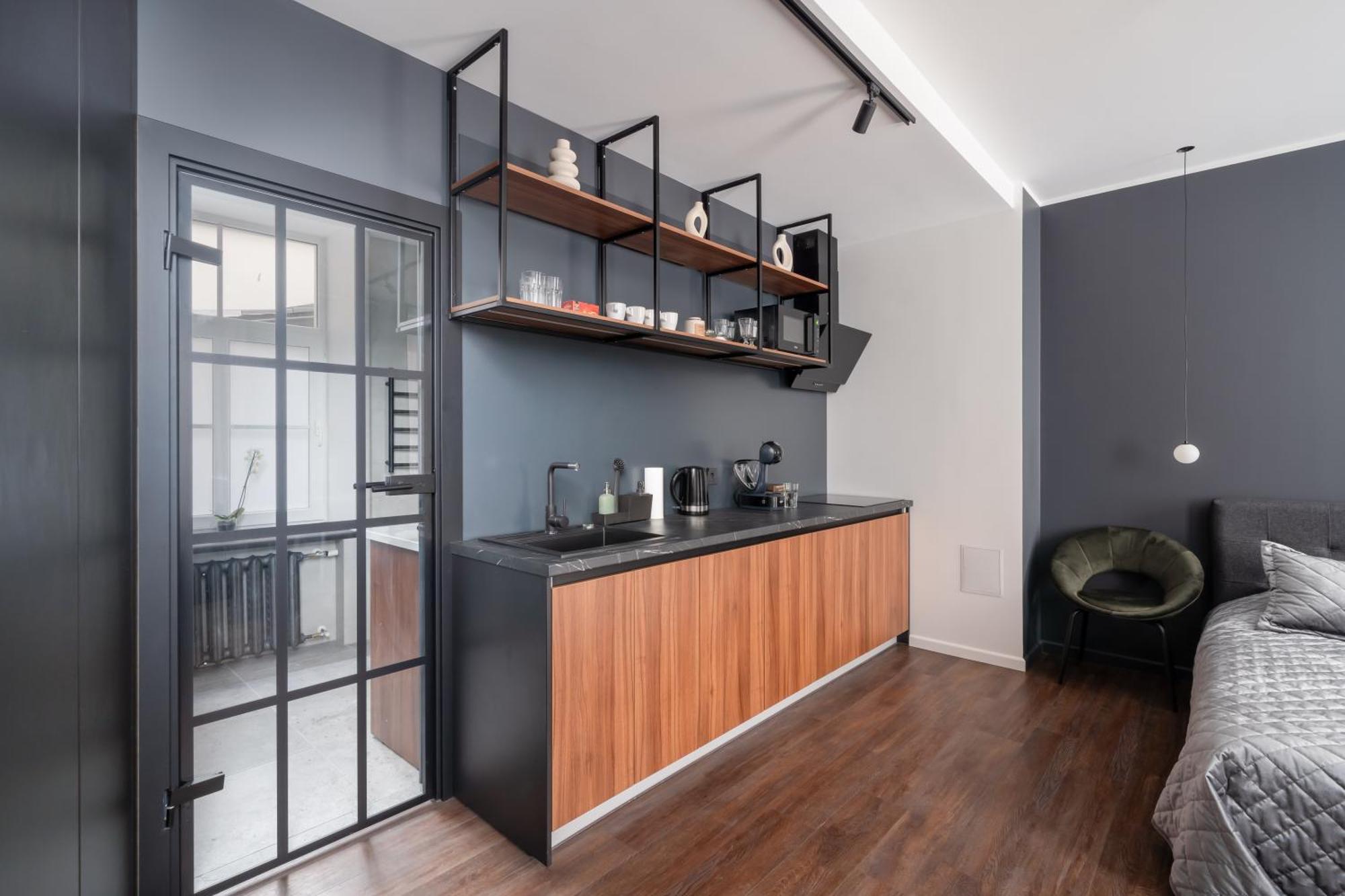 Old Town Stylish With Spacious Bathroom *